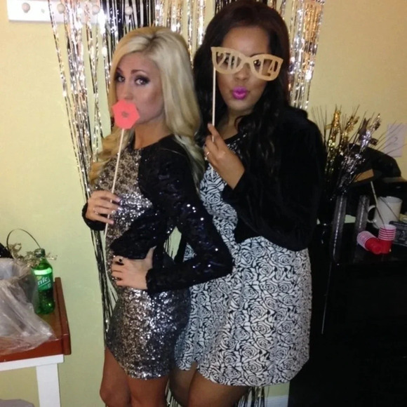 Moving Sale! 💘 Dress the Population kim sequin dress - Picture 3 of 7